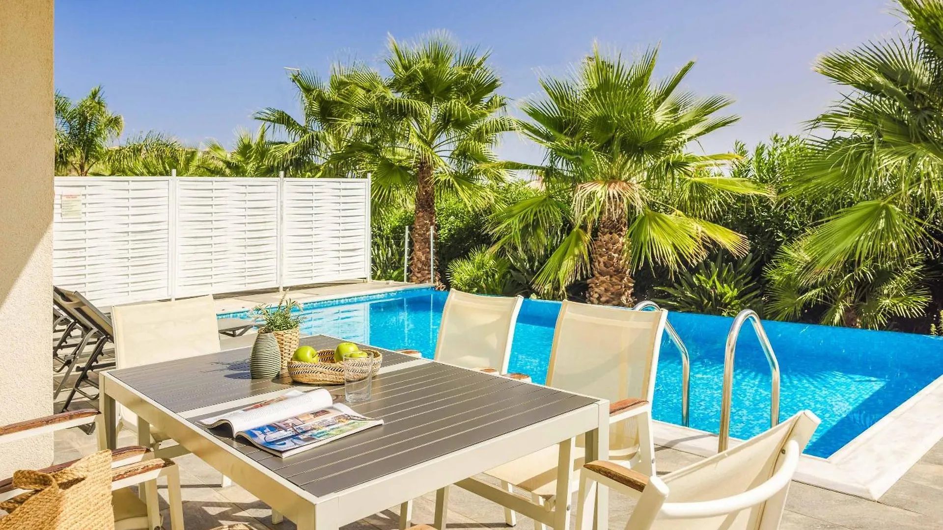 Villa Seashell Skala Spathion Greece